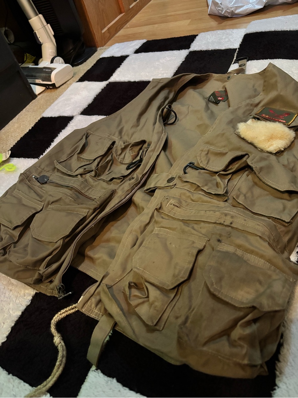 Men's Multi-Pocket fishing vest- Olive Green